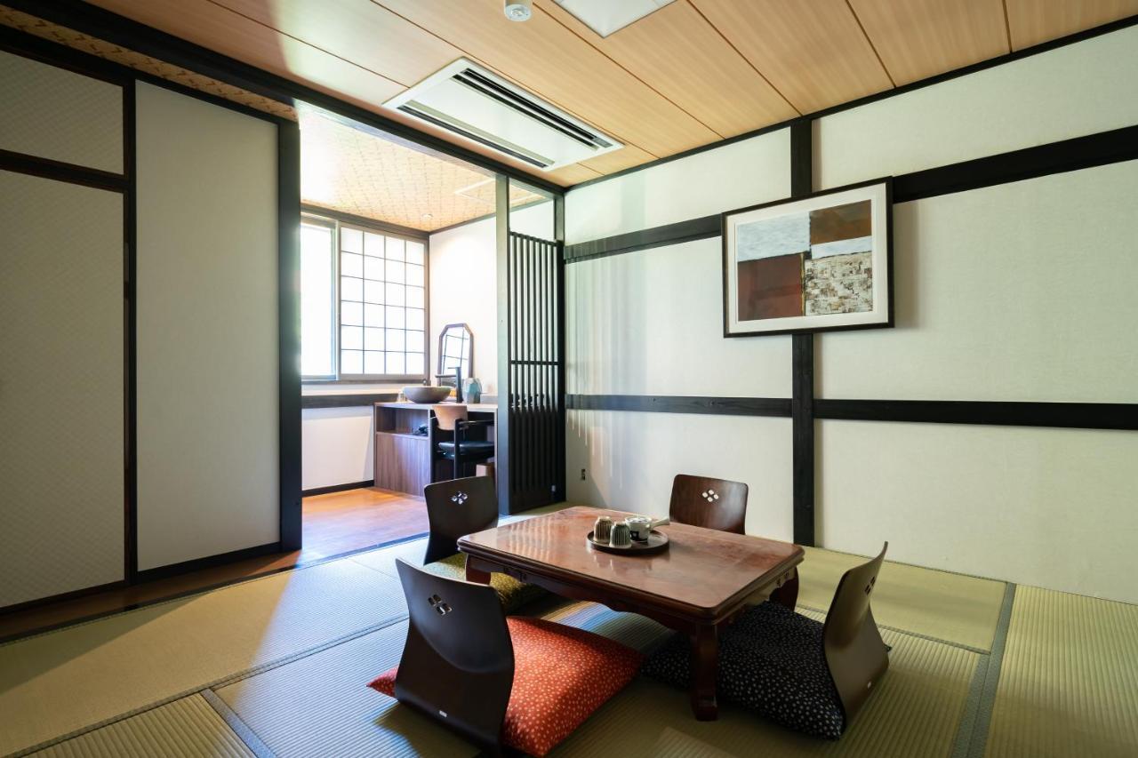 Onsen Guest House Tsutaya Хаконе Екстер'єр фото