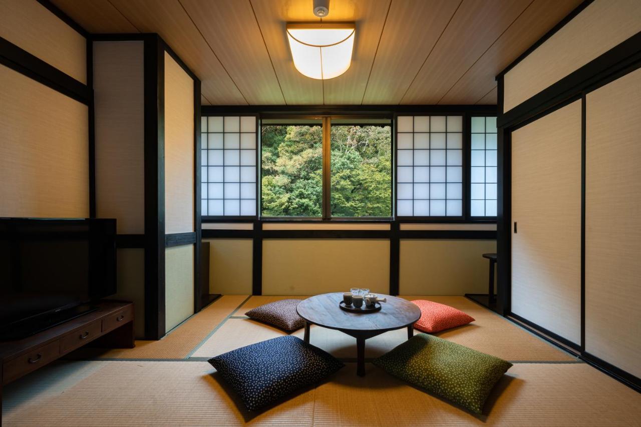 Onsen Guest House Tsutaya Хаконе Екстер'єр фото
