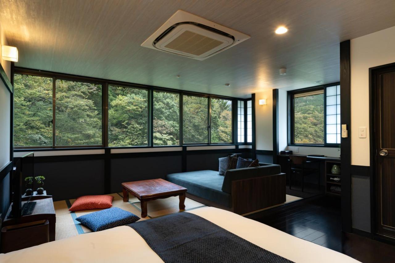 Onsen Guest House Tsutaya Хаконе Екстер'єр фото