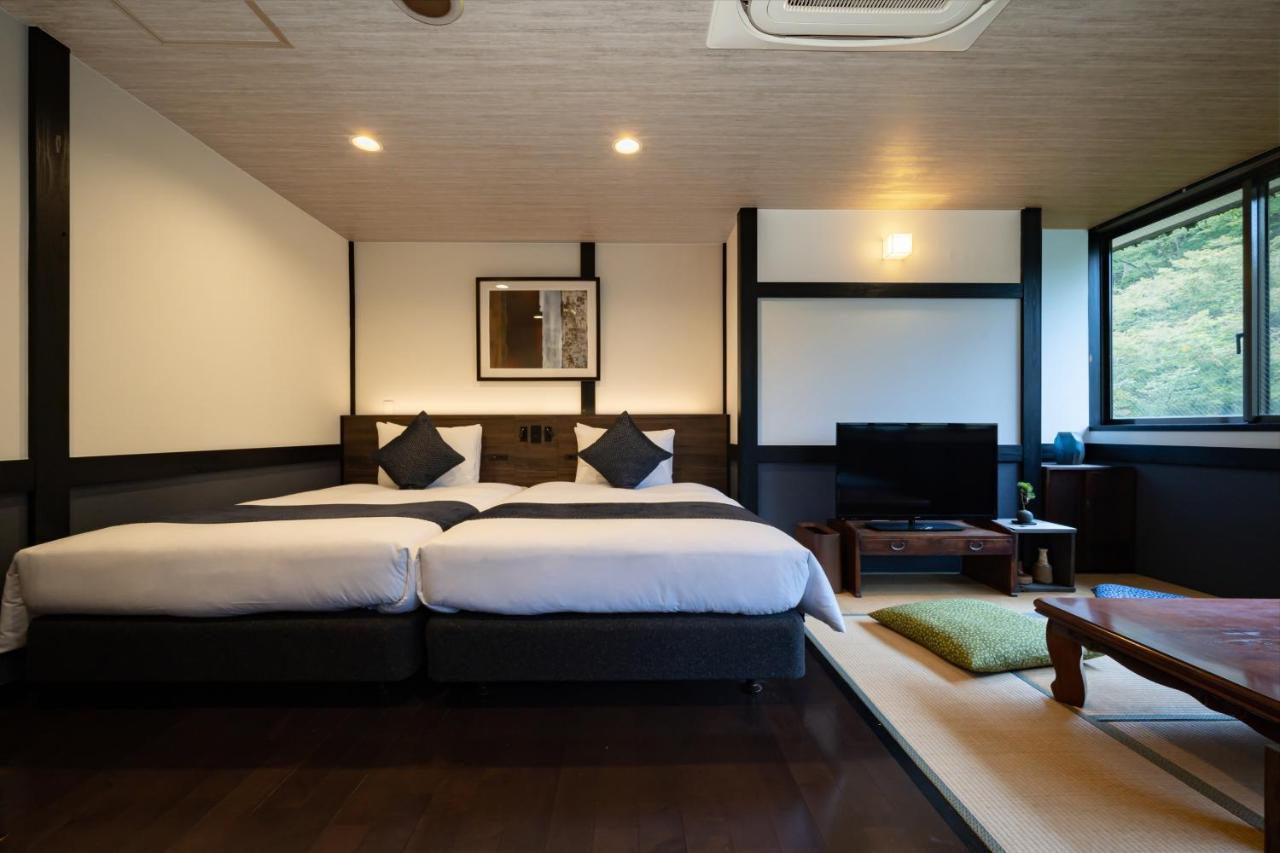 Onsen Guest House Tsutaya Хаконе Екстер'єр фото